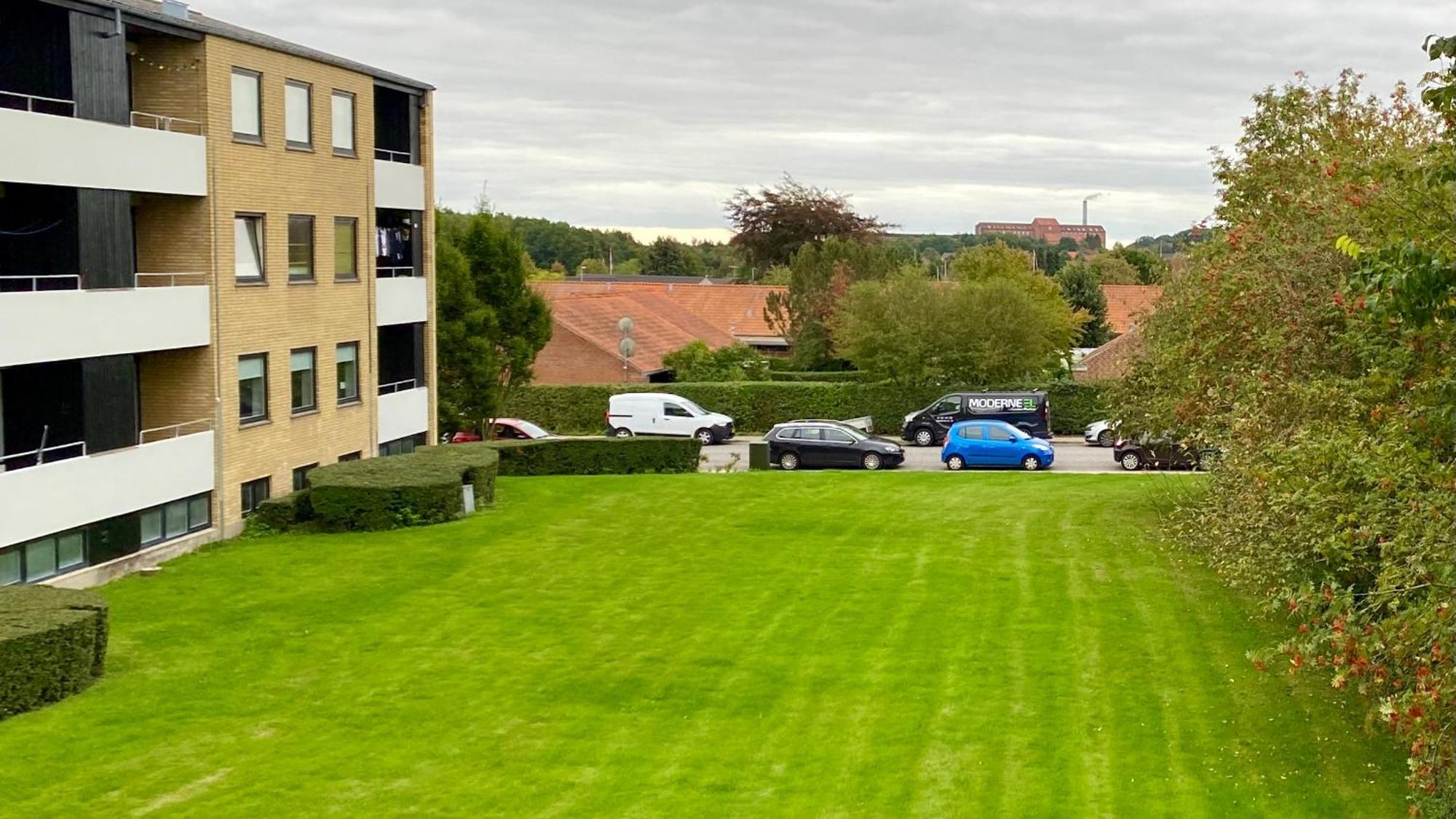 Stor 2 Vaerelses Lejlighed Randers Exterior foto